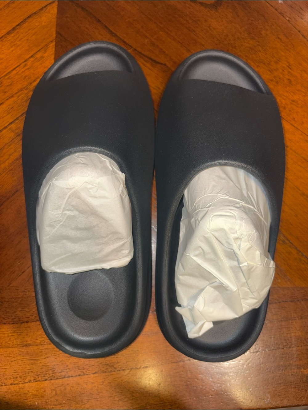 YS-01 Yeezy Slides Size 8 - New in Dust Bag